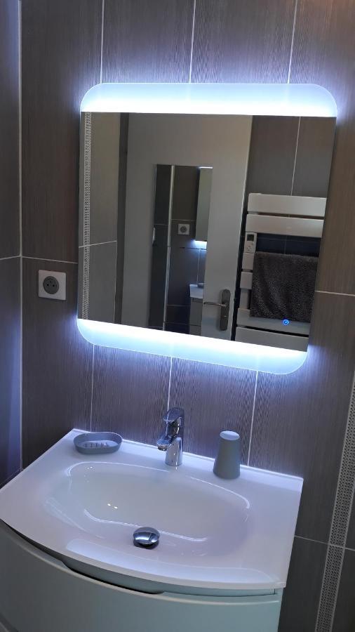 Pin-Rolland - Appartement 2 Chambres A 400M De La Plage 滨海圣芒德里耶 外观 照片