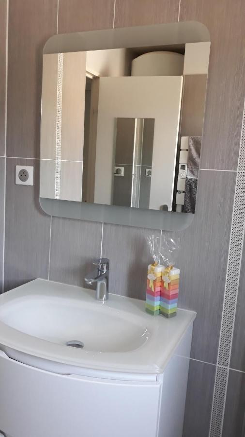 Pin-Rolland - Appartement 2 Chambres A 400M De La Plage 滨海圣芒德里耶 外观 照片